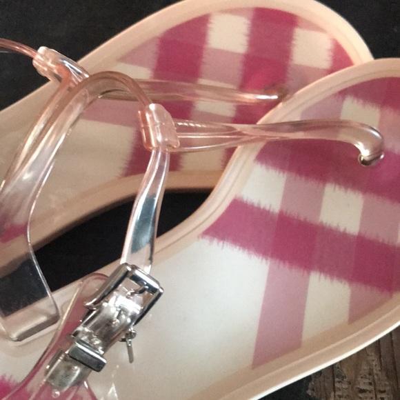 BURBERRY PINK T- STRAP Rubber Sandals - Picture 6 of 6